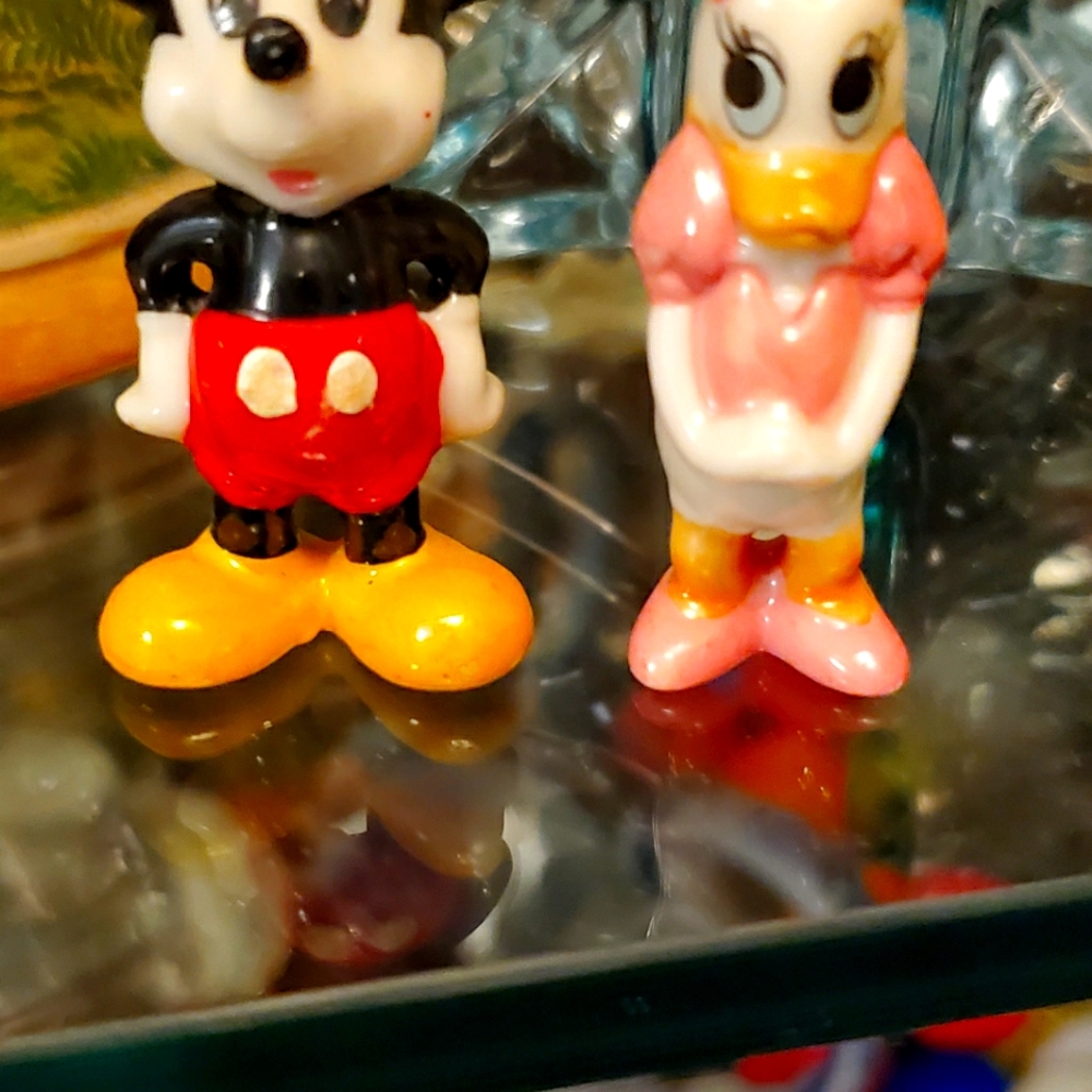 Set of 6 Disney Figures in Pristine Condition. No chips,cracks,perfect.